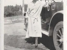 Grandma Em's sister -  old pic.jpg